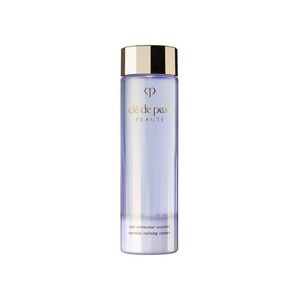 Cle de Peau Essential Correcting Refiner